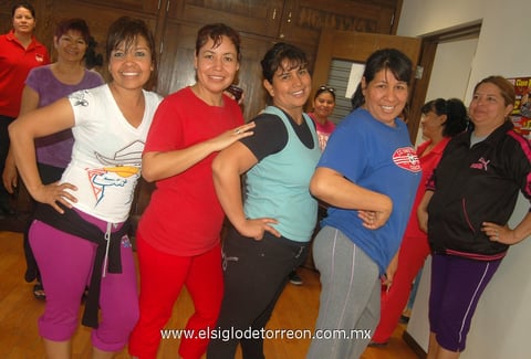 09032012 SANTA , Lidia, Lulú y Dora.