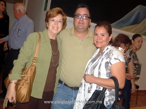 09032012 HERMINIA,  Sergio y Gabriela.