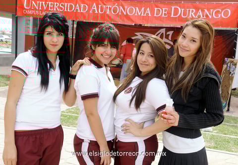 10032012 LIDIA,  Julieta, Itzel, Clara, Pipo, Cristina, Carmen, Valeria, Aracely y Edna.