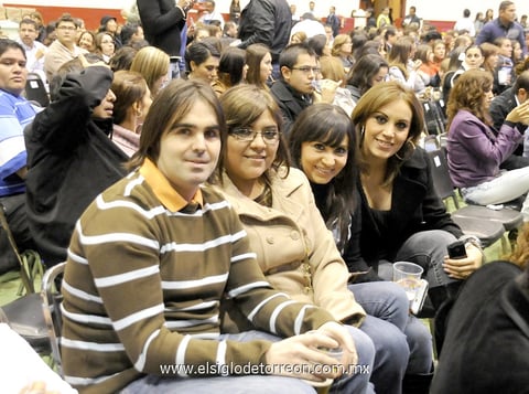 13032012 JAVIER , Lineth, Marilyn y Yemile.