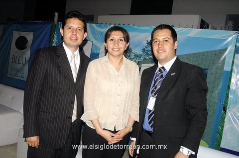 13032012 MARIO  Marín, Gabriela Gutiérrez y Julio Gaytán.