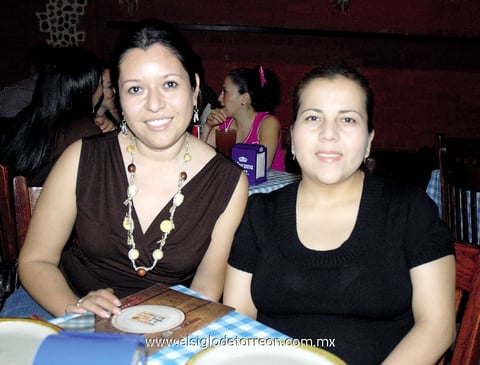 13032012 GLADIS  Miramontes y Cristina Campos.