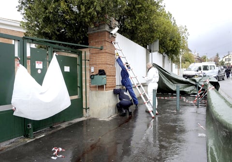 Los fiscales franceses estudiaban la posibilidad de que hubiera posibles vínculos terroristas, pero el móvil del ataque no estaba claro.