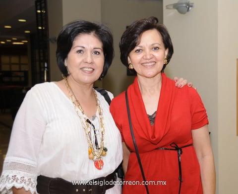 16032012 MARICARMEN  y Luzma.