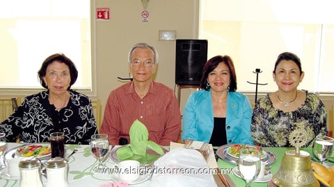 19032012 YOLITA,  Elva y Ome.