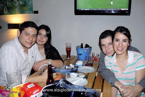 19032012 GILBERTO  Ibarra, Karina Jaidar, Jerson Backmann y Adriana Lazalde.