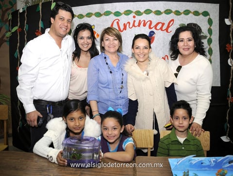 17032012 HéCTOR , Vica, Ana Regina, Miriam, María Eugenia, Mónica, Gabriela y Alaín.