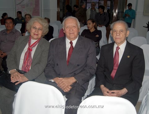 17032012 JESúS  Sotomayor, María Isabel Saldaña y Ana Carmen Hurriría.