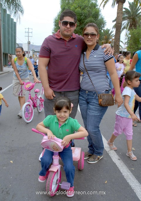 22032012 FAMILIA  Isaías de los Santos.