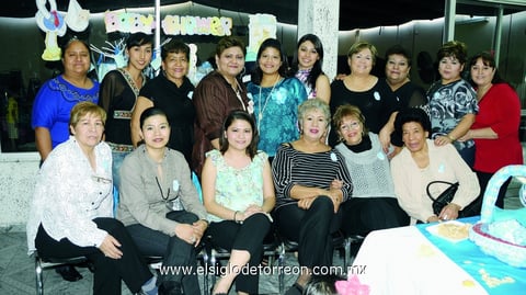 23032012 LIZBETH  Chávez Rangel en compañía de las damas asistentes a su fiesta de canastilla.