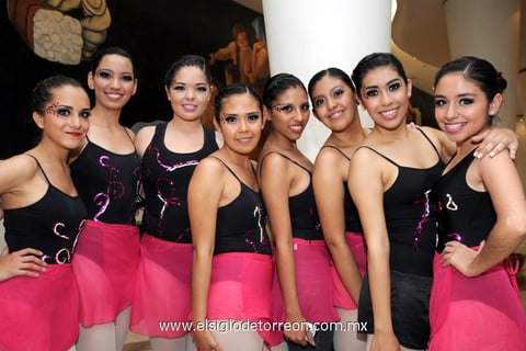 24032012 PAULINA , Valeria, Fernanda, Natalia, Pau, Lizeth, Karla y Priscila.