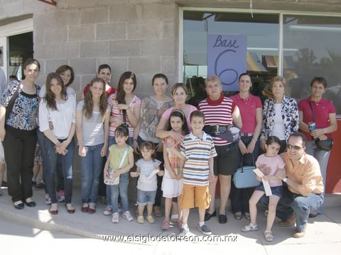 27032012 ALUMNOS  y padres de familia participaron en diversas actividades.