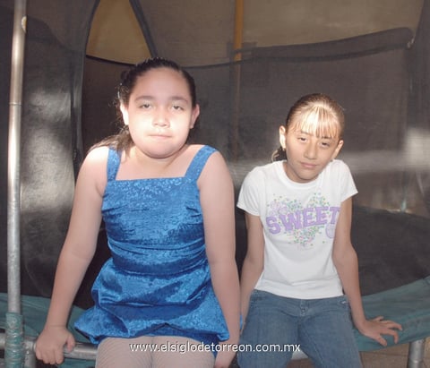 27032012 ÁNGELA  y Sofi.