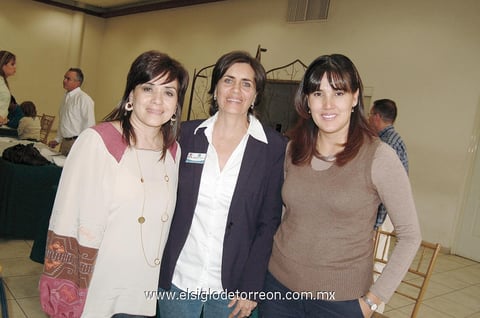 29032012 MARILú,  Elena y Llarely.