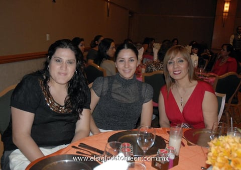 31032012 IRMA , Karla y Susana.