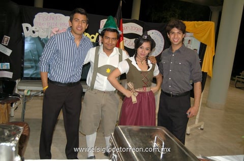 02042012 VíCTOR,  Ricardo, Alis y Héctor.