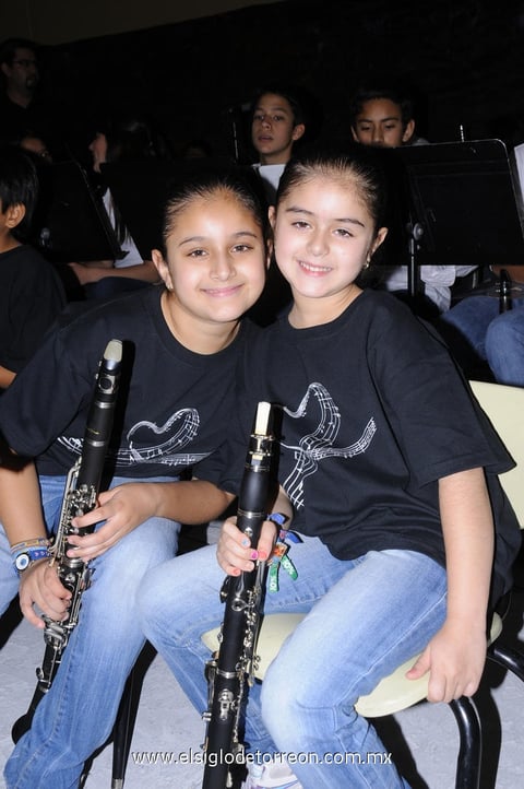 01042012 FERNANDA  y Bárbara.