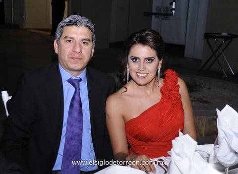 03042012 ARMANDO  Flores y Zara Facio.