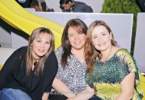 03042012 DANIELA,  Iveeth y Vero.
