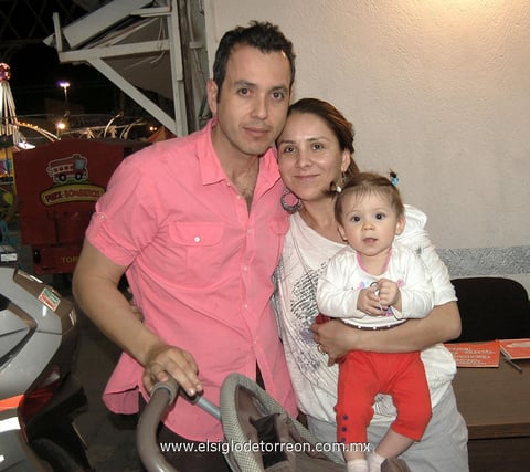 05042012 Ã“SCAR , Mari Tere y Sofi.