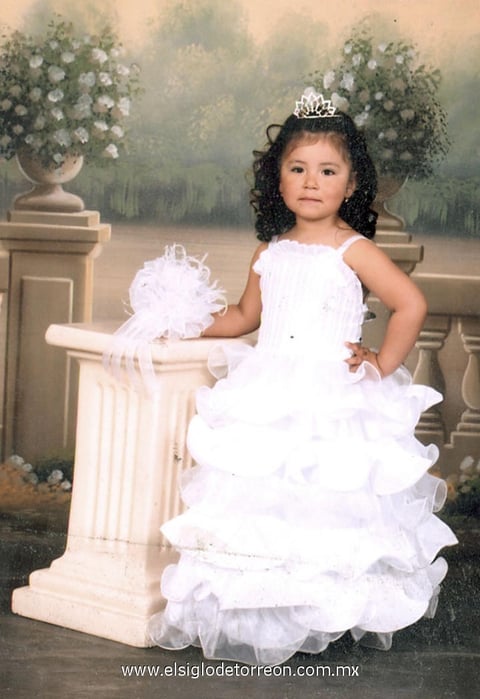 05042012 LA PEQUEÃ±A  Nahomi GutiÃ©rrez RodrÃ­guez celebrÃ³ su cumpleaÃ±os y fue festejada por su abuelito Antonio GutiÃ©rrez SÃ¡nchez.
