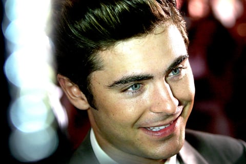 A pesar de haber conquistado el corazón de chicas de todo el mundo, el actor Zac Efron no se ve a sí mismo como un seductor ni entiende por qué es tan popular entre el género femenino.
