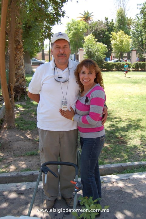 08042012 JAIME  Barriada y Lolis Canales.