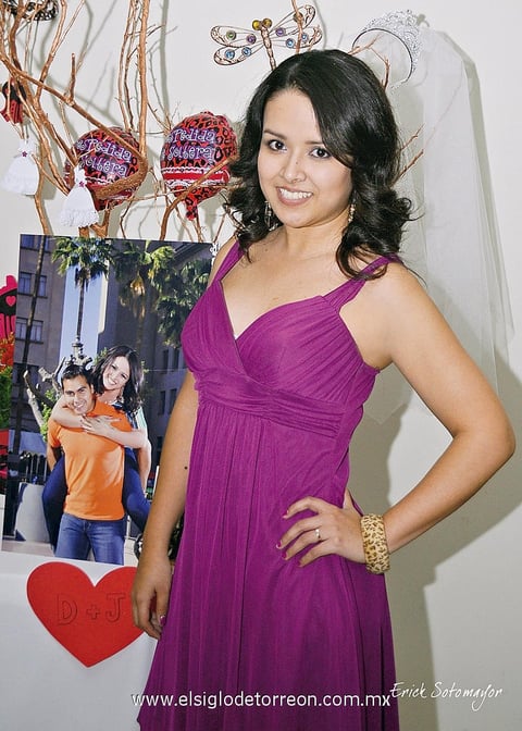 08042012 L.A.E.  Dulce Arodí Salazar Luna, en su despedida de soltera.- Érick Sotomayor Fotografía