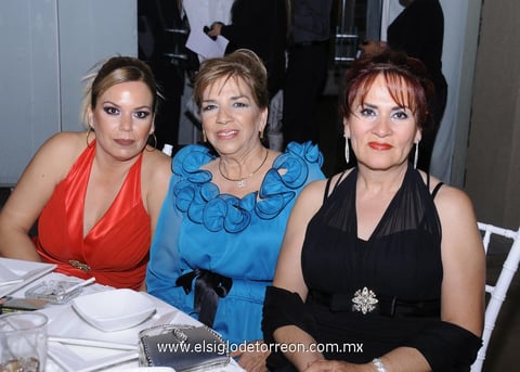 07042012 GERA , Pilar y Chela.
