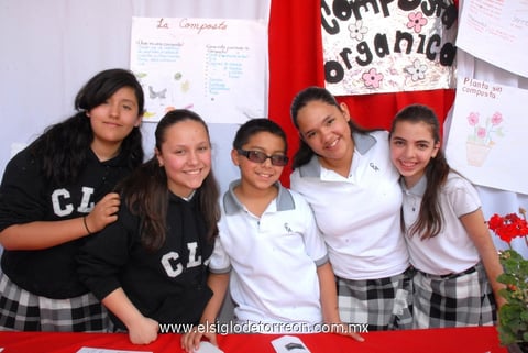 07042012 PAULINA , Marifer, Eduardo, Karla y Mariana.
