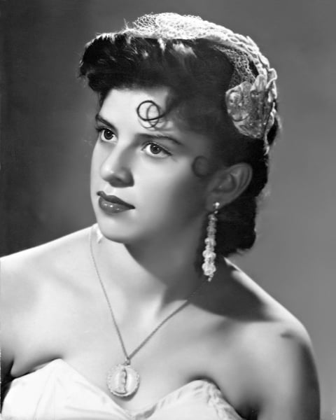 VIRGINIA Elvira Carson Cam acho (f),en una fotografía de hace varias décadas.