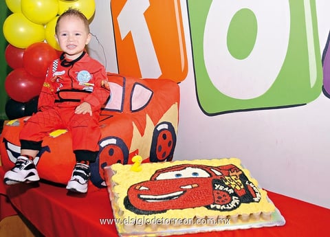 10042012 MIGUEL ALONSO  Valdés Guzmán fue festejado al cumplir dos años de edad.