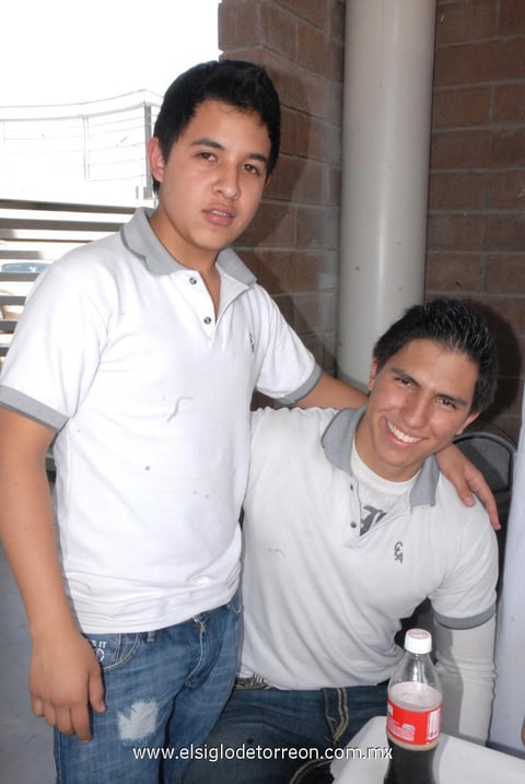 12042012 MIGUEL  y Franco.