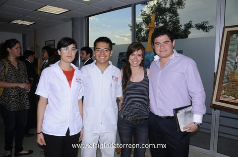 13042012 ISABEL  García, Alex Martínez, Susana Ballesteros y Pablo Cháirez.