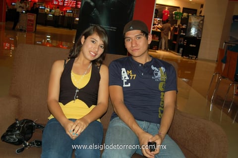 13042012 MAYELA  Plascencia y Jesús Aguilera.