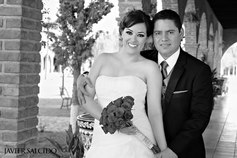SRITA.  Alejandra Nájera Valdez y Sr. Ramsés Ortiz Lozano el día de su enlace nupcial.

Javier Salcido Fotografía