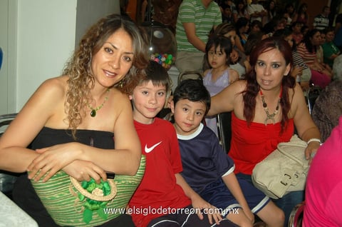 16042012 VALERIA , Susana y Lizeth.