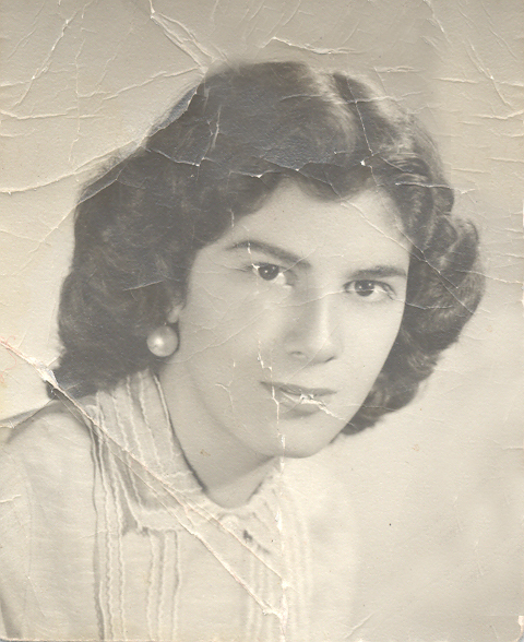 SRA. NINFA  Saavedra fotografiada hace varios años.