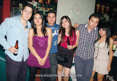 15042012 CHRISTIAN,  Grecia, Gustavo, Claudia, Luis y Angie.