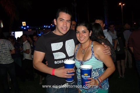 19042012 PABLO  Lozoya y Mariana García.
