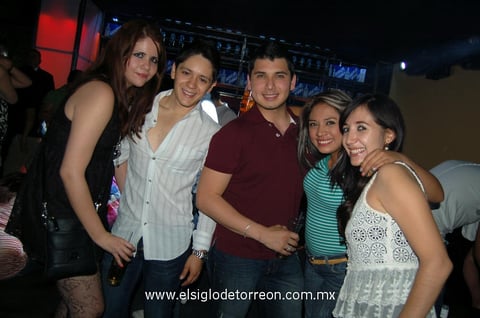 23042012 LIZETH , Fer, Ángel, Citlalli y Selene.