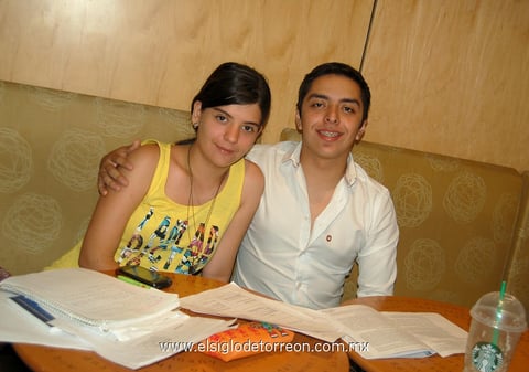 23042012 GRISELDA  Becerra y Cutberto Frías.