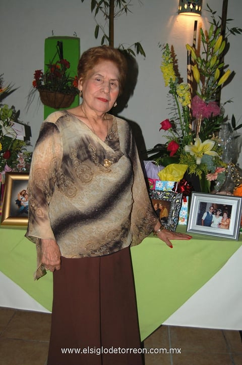 23042012 SOCORRO  Ortega Vda. de Ríos celebró 84 años de vida.