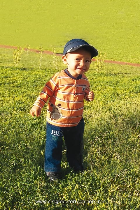 22042012 Diego Fernando Rivero Moreno, en una fotografía con motivo del Día del Niño.
