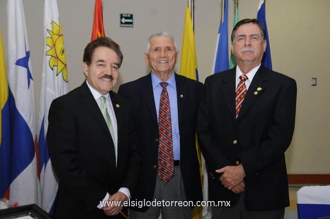 22042012 IGNACIO  Méndez, Guillermo Milán y Donato Gutiérrez.