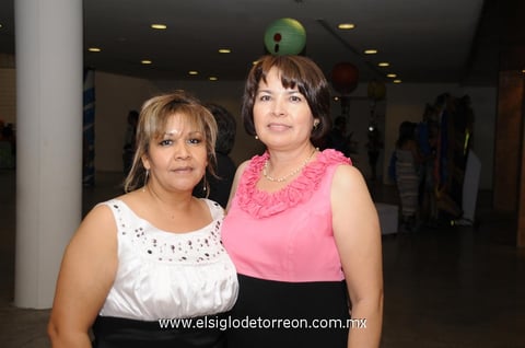 22042012 BLANCA  Álvarez de la Rosay María del Rosario García Barrera.