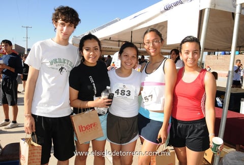 24042012 CHRISTIAN , Ana Cecy, Valeria, Luisa y Karla.