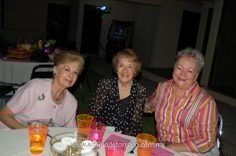 24042012 DIANA , Elva, Martha y Elvira.