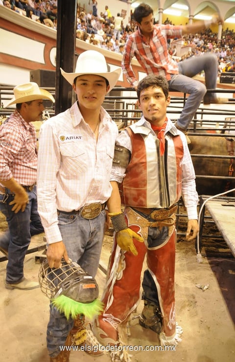 24042012 ESTEBAN  y Tigre Bustamante.