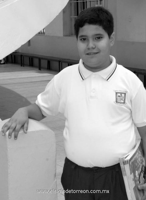 26042012 JOSé VíCTOR  Cassio O., alumno del sexto grado del Centro Educacional Jaime H. Elizalde Escobedo, participa en la Olimpiada del Conocimiento Infantil, representando la zona escolar 502 de Torreón.